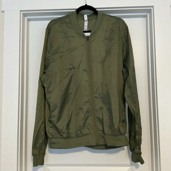 Jackets & Blazers - Nwt Olive bomber jacket